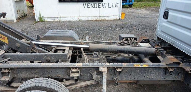 IVECO DAILY 6 CCB 35C16 3,0D 16V 160 CV  EQUIPE BRAS AMPLIROL + 3 BENNES BLANC GB-958-PW