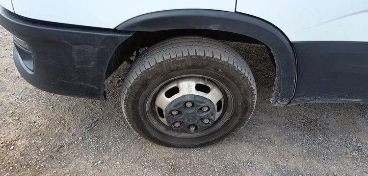 IVECO DAILY 6 CCB 35C16 3,0D 16V 160 CV  EQUIPE BRAS AMPLIROL + 3 BENNES BLANC GB-958-PW