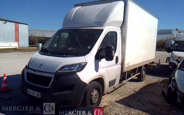 PEUGEOT BOXER CC L4 BLUEHDI 435 165 BVM6 Hayon  GC-811-ZN