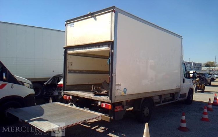 PEUGEOT BOXER CC L4 BLUEHDI 435 165 BVM6 Hayon  GC-811-ZN