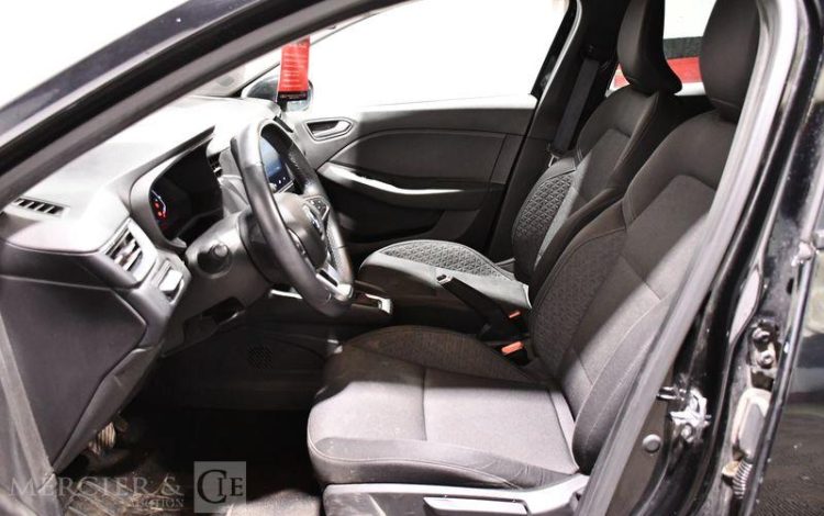 RENAULT CLIO V 1.6 E-TECH 140ch MHEV BUSINESS BVA NOIR GE-660-GB