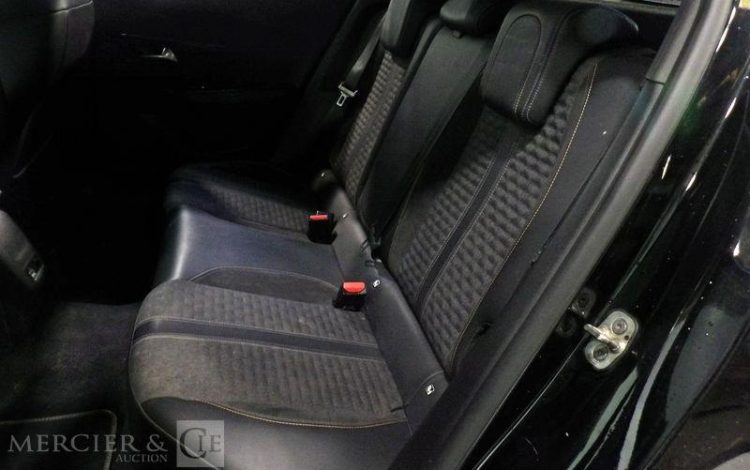 PEUGEOT 2008 ROADTRIP PURE TECH 130  GG-321-CV