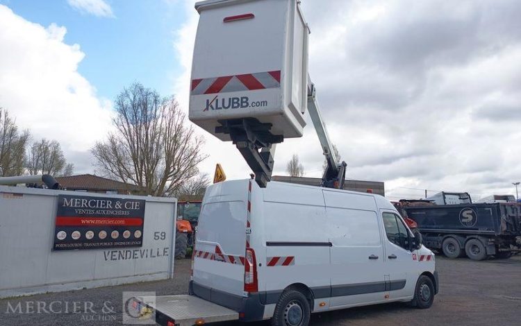 RENAULT MASTER L2H2  NACELLE KLUBB  KL32 – 12 METRES – DIESEL – 680 HEURES – ANNEE 2022 BLANC GG-770-QB