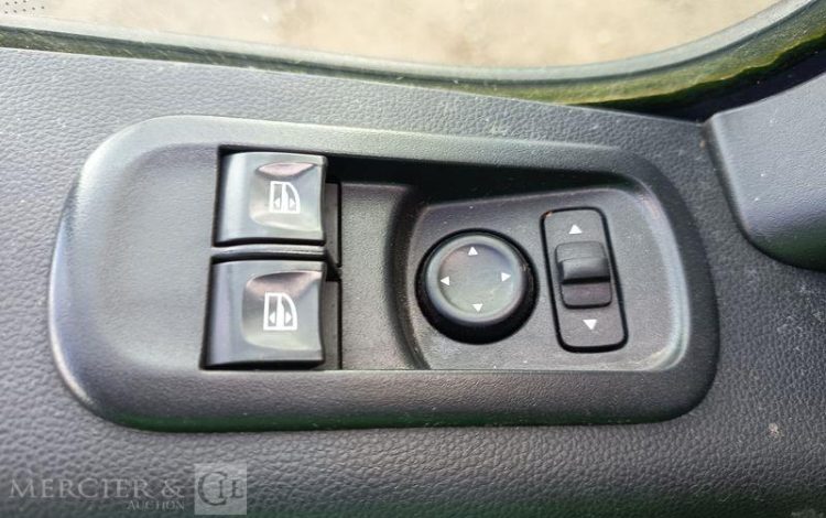 RENAULT MASTER L2H2  NACELLE KLUBB  KL32 – 12 METRES – DIESEL – 680 HEURES – ANNEE 2022 BLANC GG-770-QB