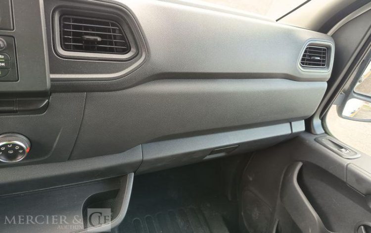 RENAULT MASTER L2H2  NACELLE KLUBB  KL32 – 12 METRES – DIESEL – 680 HEURES – ANNEE 2022 BLANC GG-770-QB