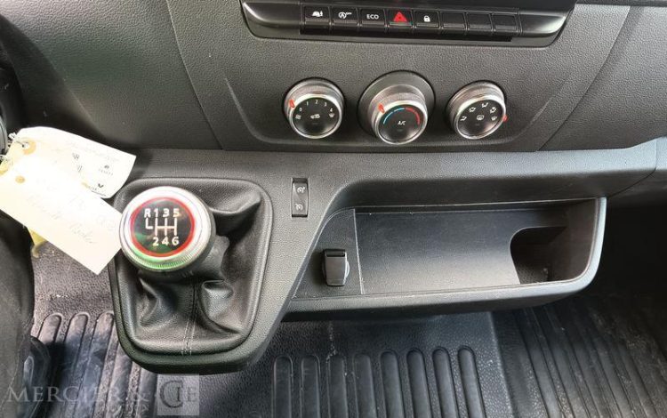 RENAULT MASTER L2H2  NACELLE KLUBB  KL32 – 12 METRES – DIESEL – 680 HEURES – ANNEE 2022 BLANC GG-770-QB