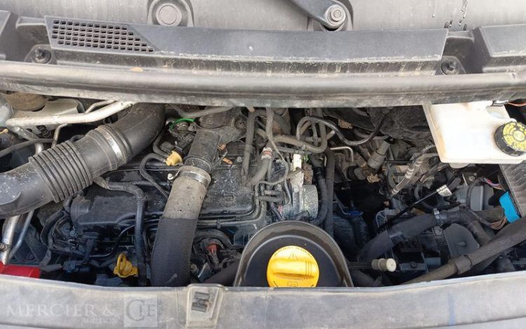 RENAULT MASTER L2H2  NACELLE KLUBB  KL32 – 12 METRES – DIESEL – 680 HEURES – ANNEE 2022 BLANC GG-770-QB