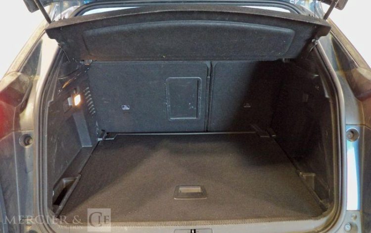 PEUGEOT 3008 STYLE PURE TECH 130 S&S EAT8  GJ-865-EL