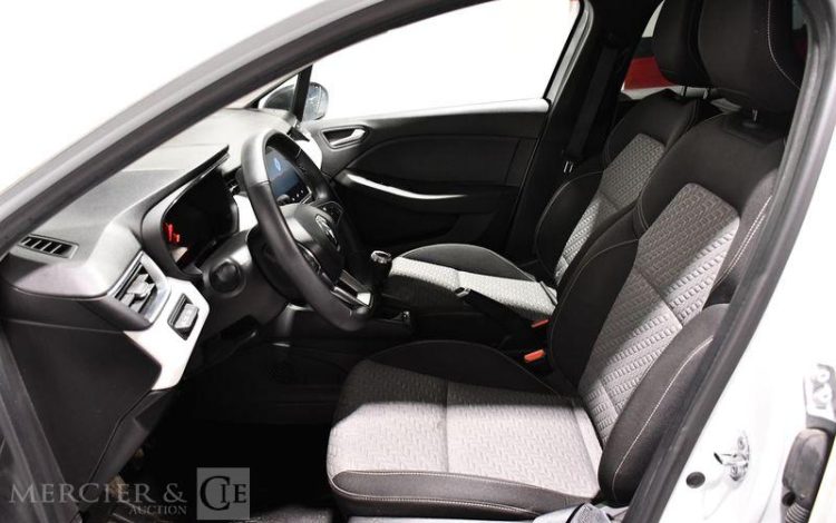 RENAULT CLIO V SOCIETE 1.5 BLUEDCI 100ch EVOLUTION REVERSIBLE BLANC GL-996-WA