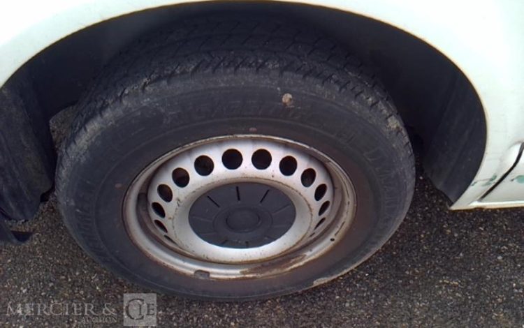 VOLKSWAGEN TRANSPORTER 2,8 T L1H1 2,0 BLANC GM-541-QK