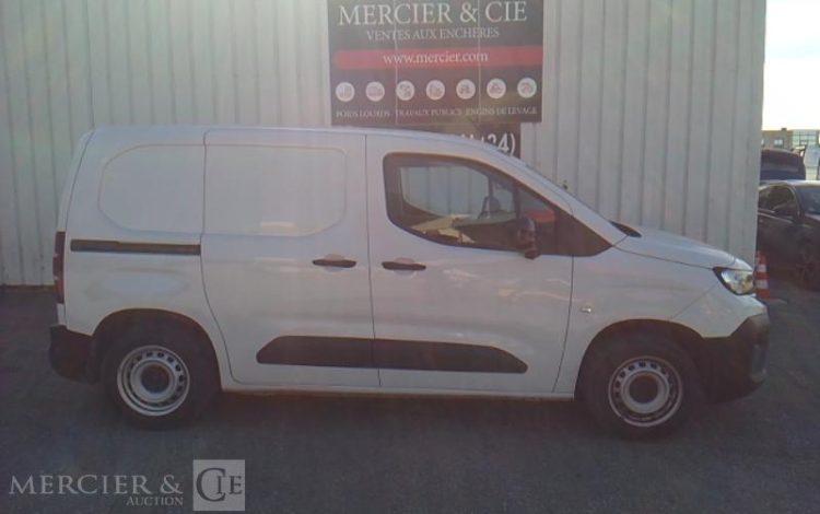 PEUGEOT PARTNER  GW-801-SK