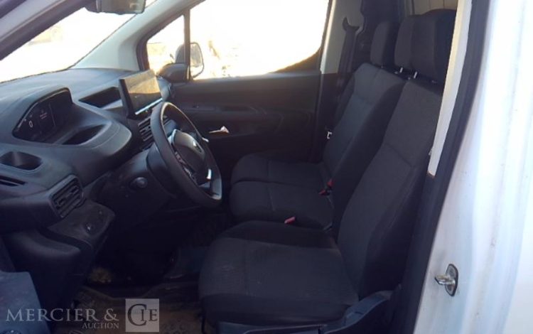 PEUGEOT PARTNER  GW-801-SK