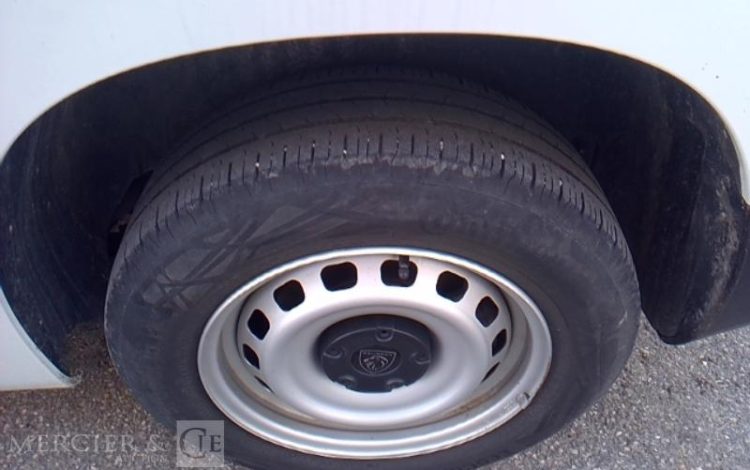 PEUGEOT PARTNER  GW-801-SK