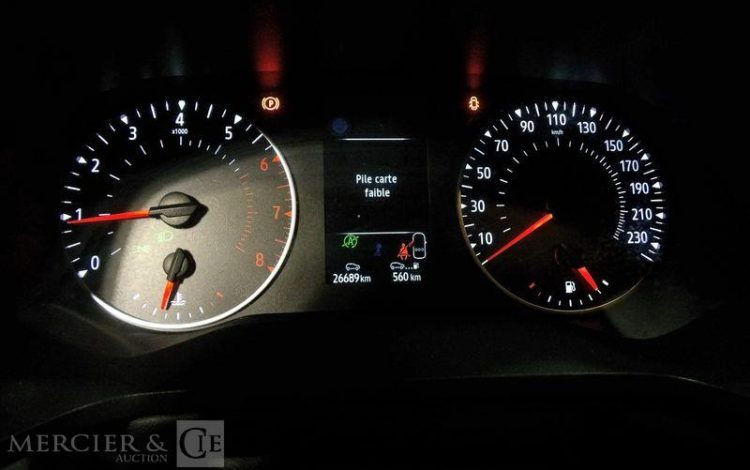 RENAULT CAPTUR EVOLUTION TCE 90 NOIR GX-051-AY