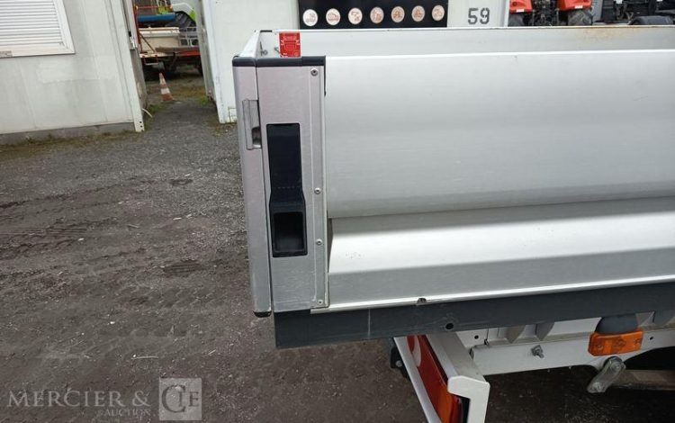 FIAT DUCATO PLATEAU 3.5 MAXI XL 2.2 180CH PACK TECHNO PREMIUM- 8904 KMS – ANNEE 2024 BLANC GX-276-YQ