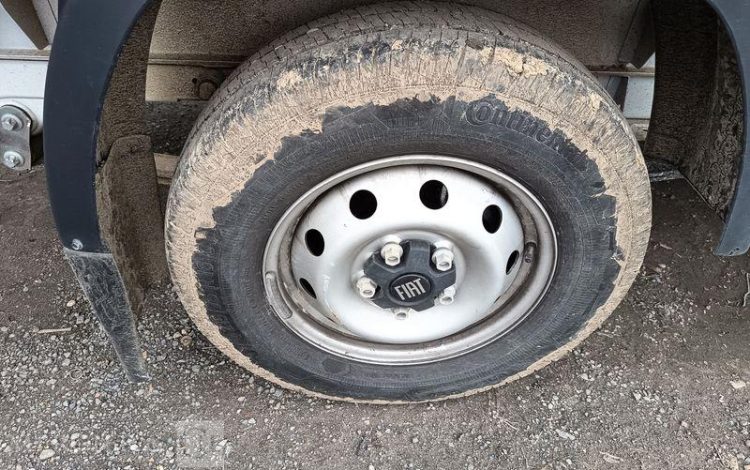 FIAT DUCATO PLATEAU 3.5 MAXI XL 2.2 180CH PACK TECHNO PREMIUM- 8904 KMS – ANNEE 2024 BLANC GX-276-YQ