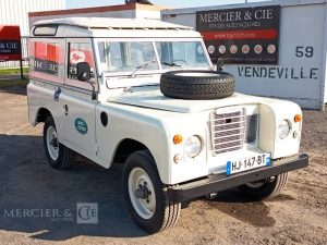 LAND ROVER LAND 88 2.2 Break  74CV – ESSENCE – 57138 KMS – ANNEE 1979 BLANC HJ-147-BT