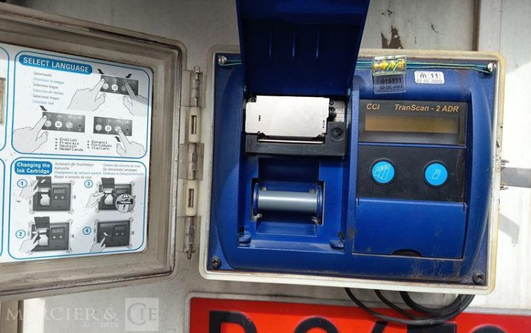 SCHMITZ SREM FRIGO 3 ESSIEUX GROUPE FROID CARRIER – POUR PIECES SANS CG  R047BCL