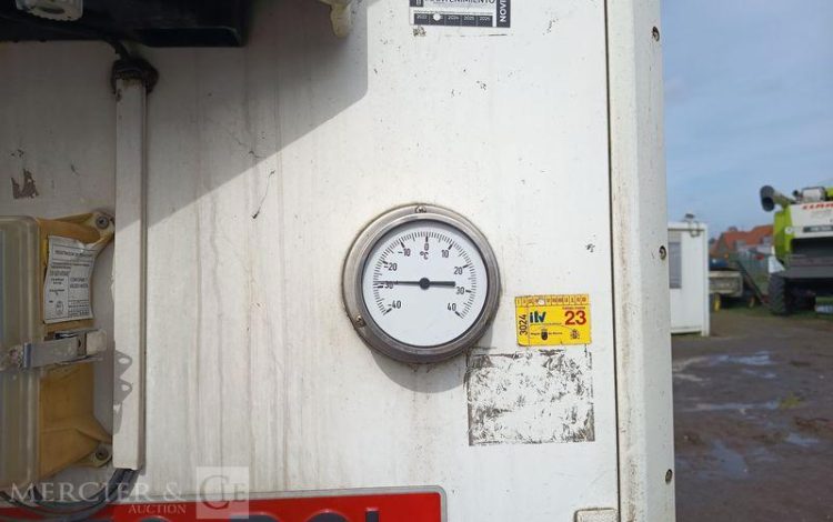 SCHMITZ SREM FRIGO 3 ESSIEUX GROUPE FROID CARRIER – POUR PIECES SANS CG  R047BCL