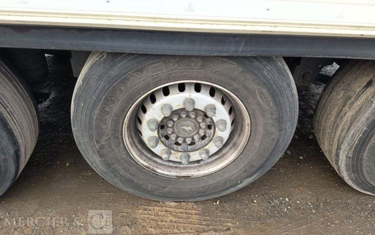 SCHMITZ SREM FRIGO 3 ESSIEUX GROUPE FROID CARRIER – POUR PIECES SANS CG  R0479BCL