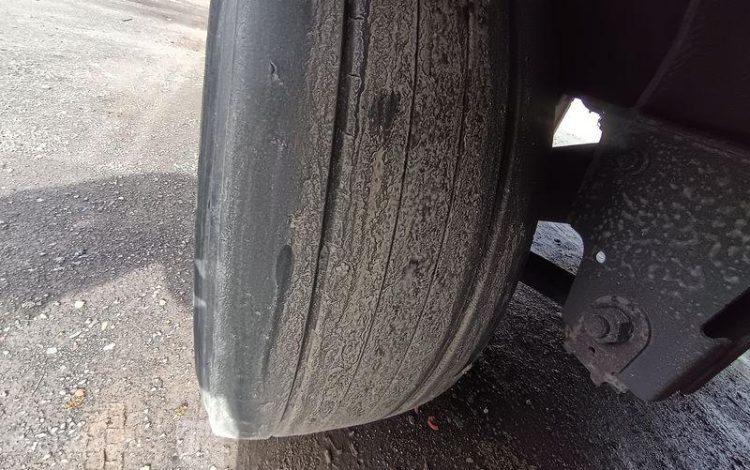 SCHMITZ SREM FRIGO 3 ESSIEUX GROUPE FROID CARRIER – POUR PIECES SANS CG  R047BCL