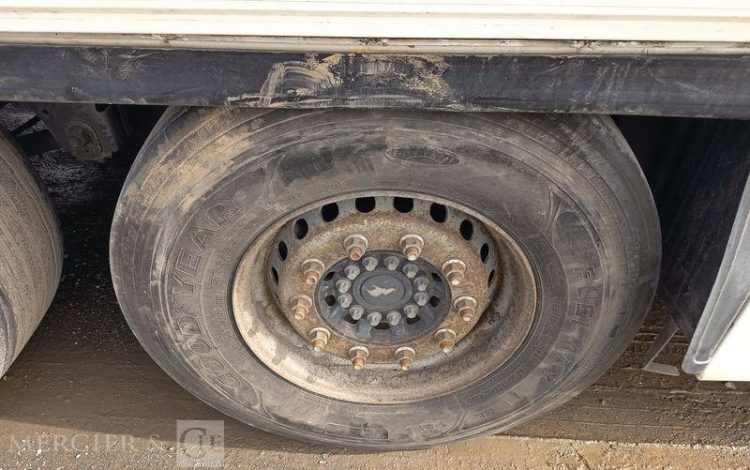 SCHMITZ SREM FRIGO 3 ESSIEUX GROUPE FROID CARRIER – POUR PIECES SANS CG  R047BCL