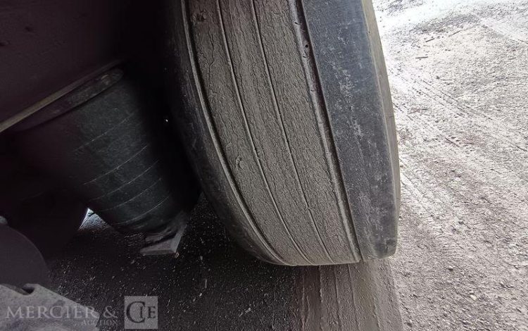 SCHMITZ SREM FRIGO 3 ESSIEUX GROUPE FROID CARRIER – POUR PIECES SANS CG  R047BCL