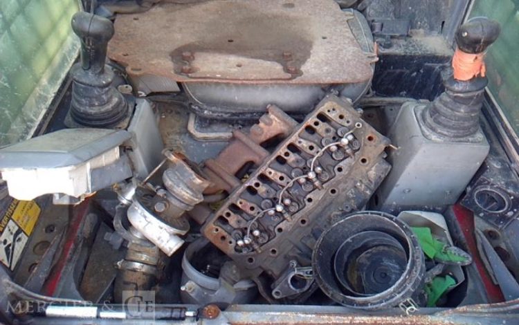 TAKEUCHI TAKEUCHI TL220 Moteur HS  TL220