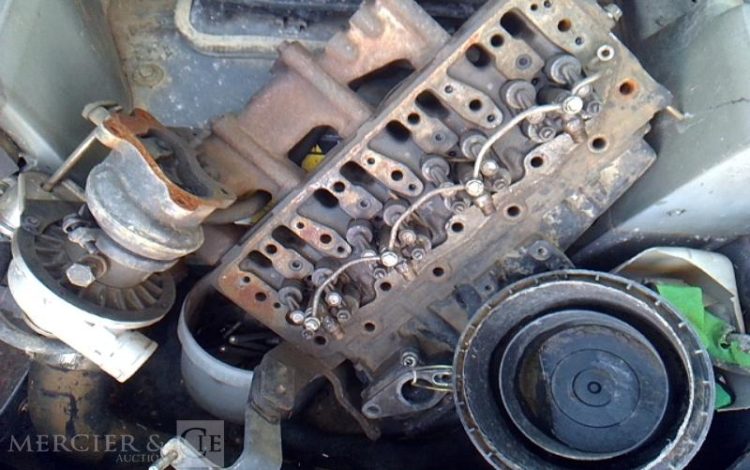 TAKEUCHI TAKEUCHI TL220 Moteur HS  TL220