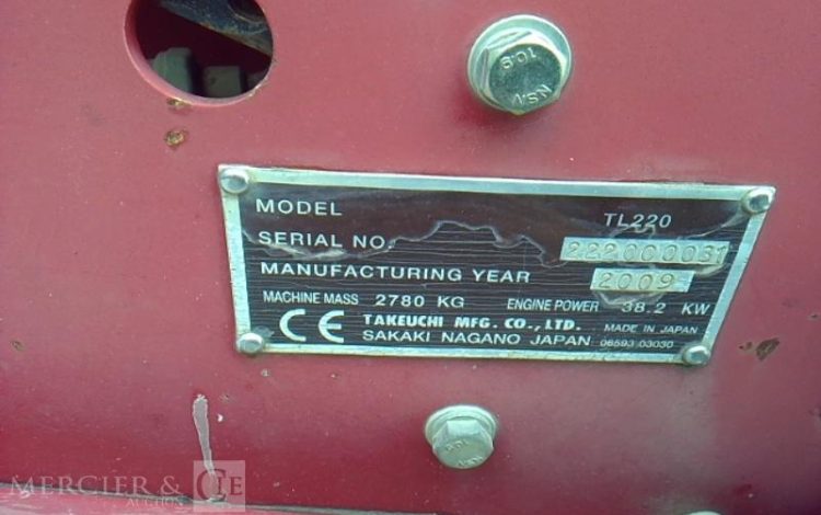 TAKEUCHI TAKEUCHI TL220 Moteur HS  TL220