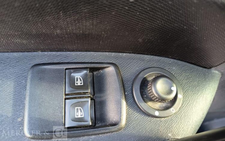 RENAULT KANGOO EXPRESS COMPACT GD CFT DCI 75 BLANC FM-672-LL