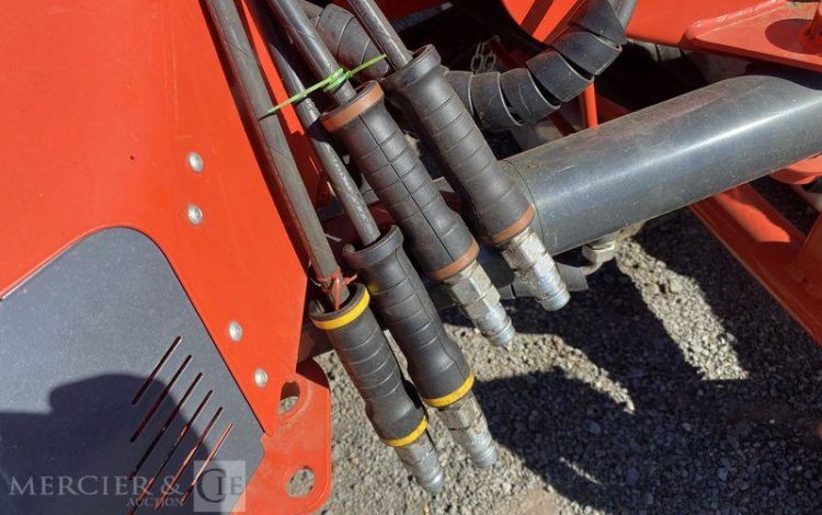 KUHN FAUCHEUSE CONDITIONNEUSE A DISQUE FC 9530D-FF – ANNEE 2021  111