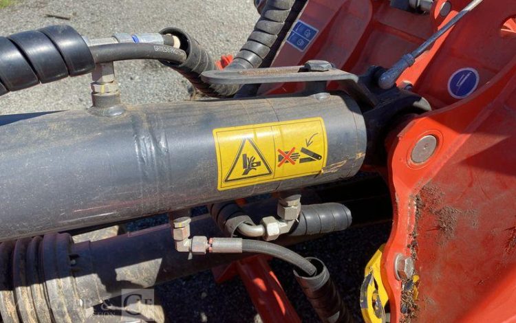 KUHN FAUCHEUSE CONDITIONNEUSE A DISQUE FC 9530D-FF – ANNEE 2021  111