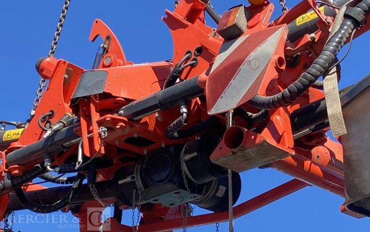 KUHN FAUCHEUSE CONDITIONNEUSE A DISQUE FC 9530D-FF – ANNEE 2021  111