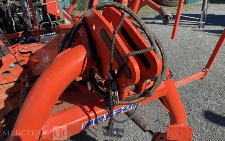 KUHN GIROFANEUR GF 8703 – ANNEE 2023  373