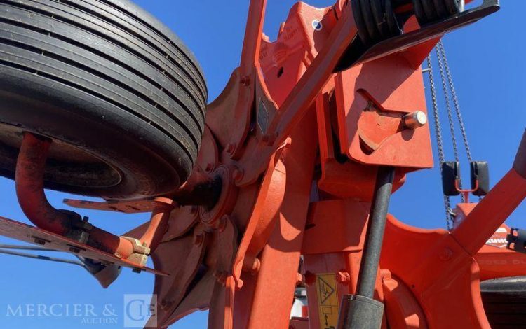KUHN GIROFANEUR GF 8703 – ANNEE 2023  373