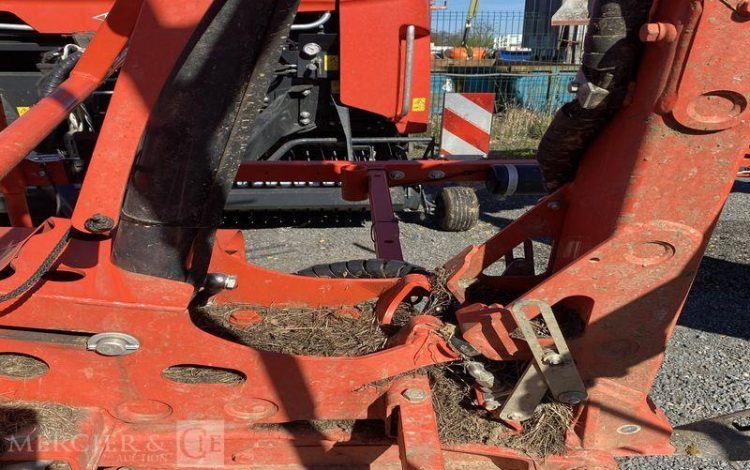 KUHN GIROFANEUR GF 8703 – ANNEE 2023  373