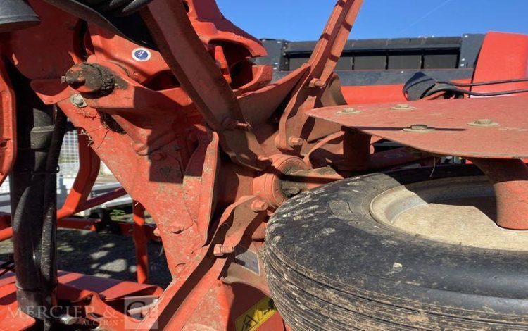 KUHN GIROFANEUR GF 8703 – ANNEE 2023  373