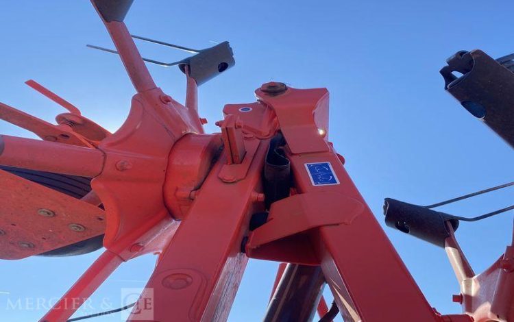 KUHN GIROFANEUR GF 8703 – ANNEE 2023  373