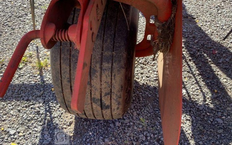 KUHN GIROFANEUR GF 8703 – ANNEE 2023  373