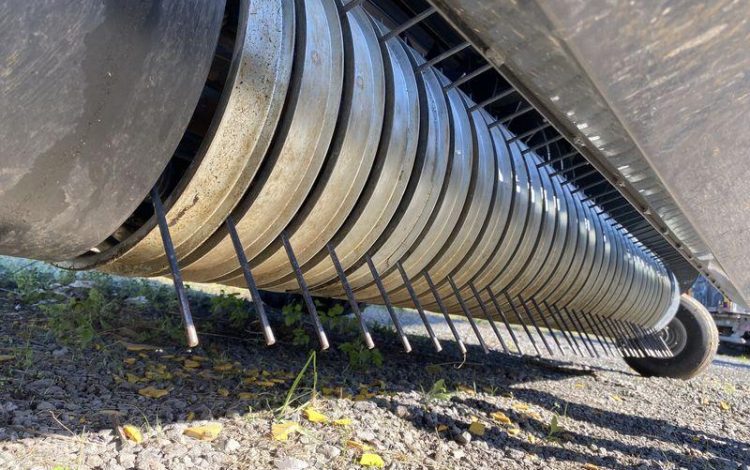 KUHN PRESSE A BALLE RONDE CHAMBRE VARIABLE VB 3160 OF – ANNEE 2021  733