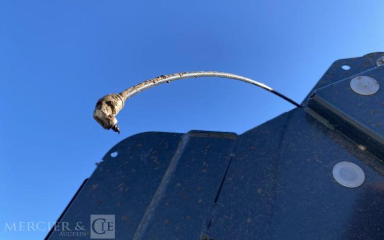 KUHN PRESSE A BALLE RONDE CHAMBRE VARIABLE VB 3160 OF – ANNEE 2021  733