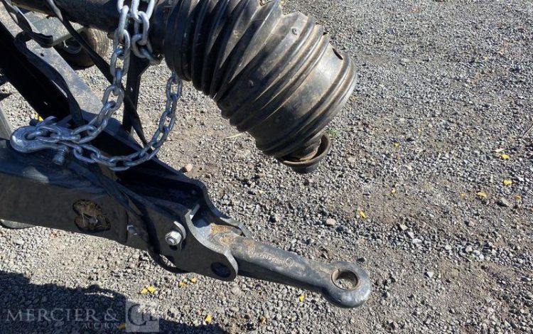 KUHN PRESSE A BALLE RONDE CHAMBRE VARIABLE VB 3160 OF – ANNEE 2021  733