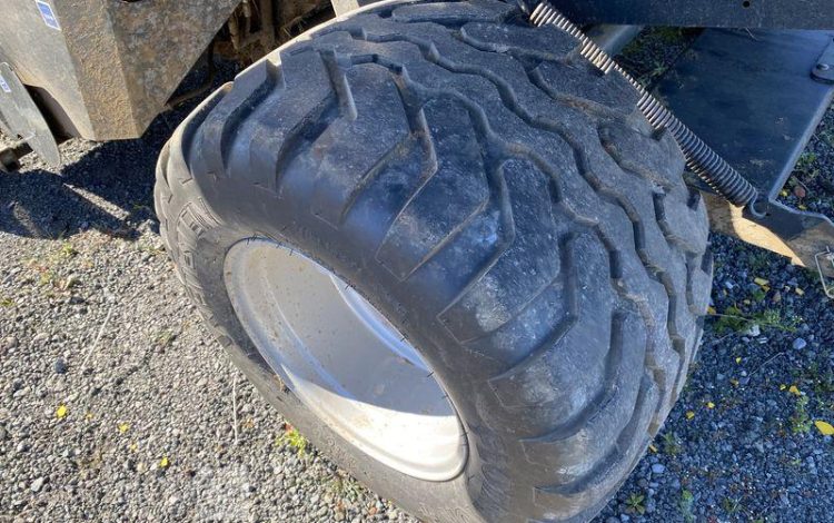 KUHN PRESSE A BALLE RONDE CHAMBRE VARIABLE VB 3160 OF – ANNEE 2021  733