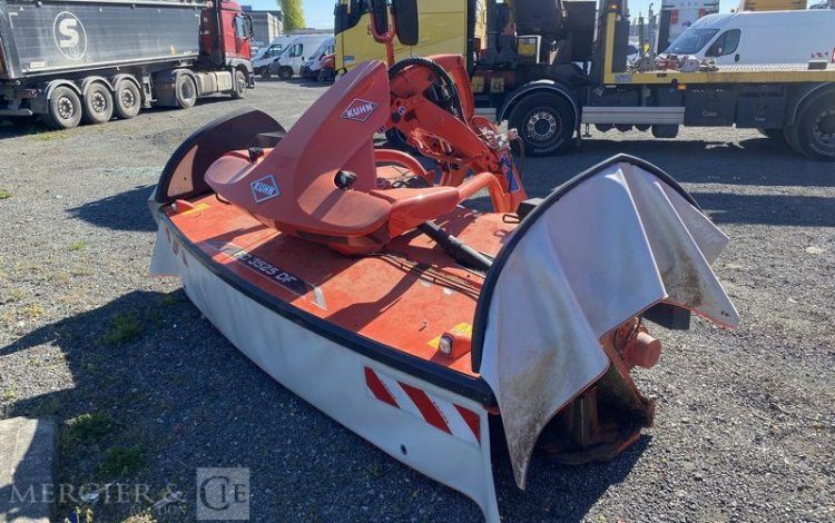 KUHN FAUCHEUSE CONDITIONNEUSE A DISQUES FRONTALE FC3525DF-FF – ANNEE 2021  828