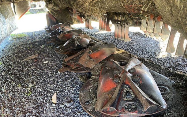 KUHN FAUCHEUSE CONDITIONNEUSE A DISQUES FRONTALE FC3525DF-FF – ANNEE 2021  828