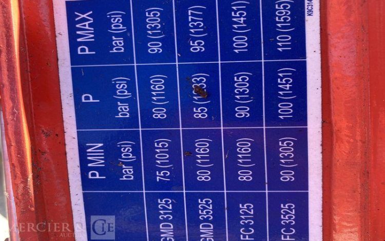 KUHN FAUCHEUSE CONDITIONNEUSE A DISQUES FRONTALE FC3525DF-FF – ANNEE 2021  828