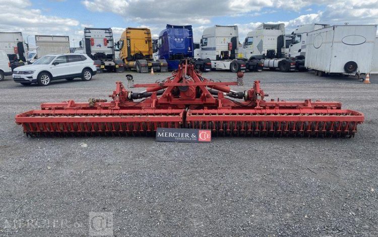 KVERNELAND HERSE ROTATIVE HYDRAULIQUE – LARGEUR 6M  71485