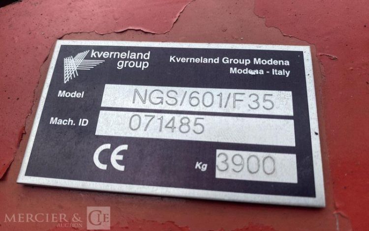 KVERNELAND HERSE ROTATIVE HYDRAULIQUE – LARGEUR 6M  71485