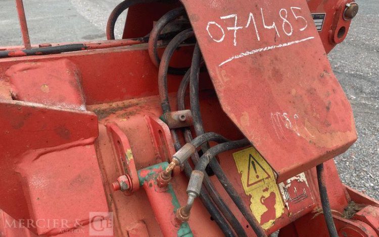 KVERNELAND HERSE ROTATIVE HYDRAULIQUE – LARGEUR 6M  71485